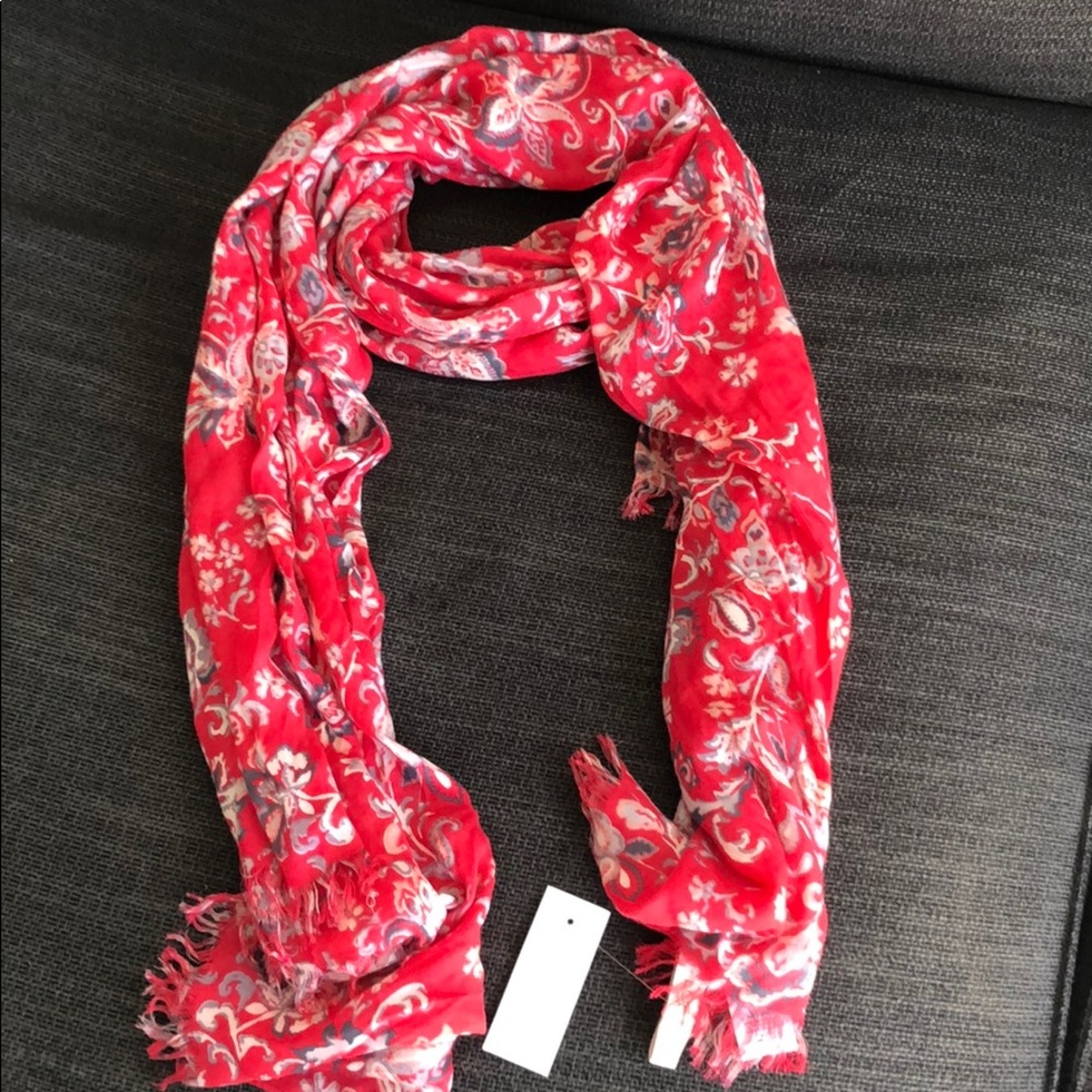 NWT loft Scarve